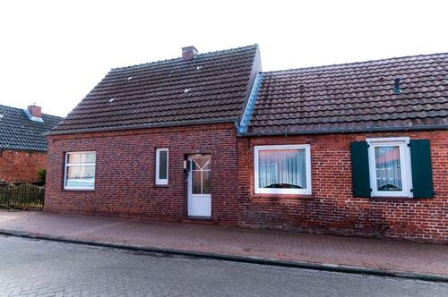 Foto - Haus mit Einliegerwohnung - 169.000,00&nbsp;EUR Kaufpreis, ca.&nbsp; 140,00&nbsp;m&sup2;