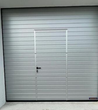 Foto - Mehrere Stellplatz in Garage für Oldtimer, Sprinter, Wohnwagen et