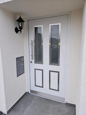 Foto - Kernsanierte 3 Zimmer Wohnung mit Terrasse zu vermieten.