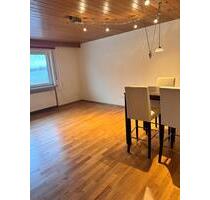 Helle 3 Zimmerwohnung mit Terrasse und Einbauküche - Untersiemau