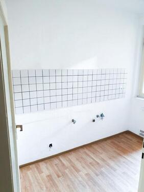 Foto - Helle 1 Zimmer Wohnung mit Balkon und Stellplatz in Hettstadt