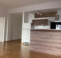 Moderne energieeffiziente stylische 2 15 - Zimmerwohnung in zent - Nürnberg Rabus