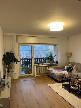 Foto - Helle 2 Zimmer Wohnung mit großem Balkon und Garage
