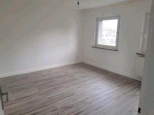 Foto - 4-Zimmer-Wohnung in Burscheid - 1.070,00&nbsp;EUR Kaltmiete, ca.&nbsp; 73,00&nbsp;m&sup2;