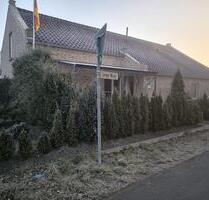 Moderne Wohnung mit Terrasse, EBK & Kanalblick + Carport - Rhauderfehn