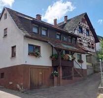 Haus am Storchenturm mit Weitblick in guter Lage - Gernsbach