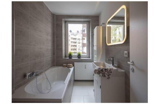 Foto - Großzügige helle 3-Zimmer-Wohnung (97m²) in Nürnberg Ab 01.05.