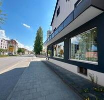 Top sichtbare Gewerbefläche+ Lager + Stellplätze – keine Gastro - Regensburg Galgenberg