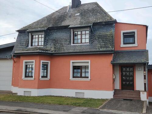 Foto - Ein-Zweifamilienhaus mit großem Grundstück – viel Potenzial