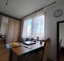 WG-Zimmer in 3er-WG - 530,00&nbsp;EUR Kaltmiete, ca.&nbsp; 16,00&nbsp;m&sup2; in Renningen (PLZ: 71272)