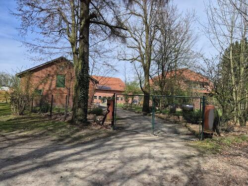 Foto - 10 Zimmer Bauernhaus, Landhaus zum Kaufen in Sudwalde