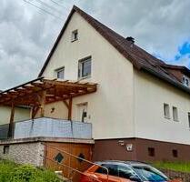 Haus mit Grundstück in ruhiger Lage in 74744 Ahorn