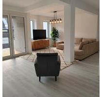 Erstbezug nach Sanierung | Loftfeeling in Wuppertal | Helle 3-Zimmer-Wohnung mit 2 Balkonen Erstbezug nach Sanierung | Loftfeeling in Wuppertal | Helle 3-Zimmer-Wohnung mit 2 Balkonen