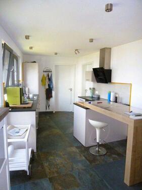 Foto - Neuwertige, gehobene 3 Zimmer Wohnung im EG mit Garten und Kaminofen !!!