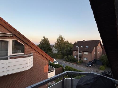 Foto - Attraktive 2-ZKB-Dachgeschoss mit West-Balkon BI-Theesen