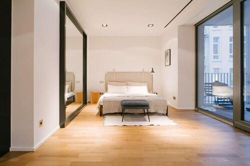 Foto - Helles und hochwertig möbliertes Apartment mit Balkon