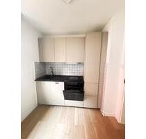 WG-Zimmer Bochum | Balkon | 470 480 € warm renoviert