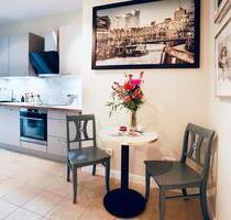 Provisionsfrei! 3 Zimmer Wohnung + eigener Garten nahe Mühlenkamp - Hamburg Winterhude