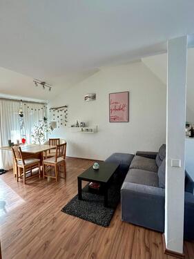 Foto - 2.5 Zimmer Dachgeschoßwohnung zur Miete in Freiburg im Breisgau