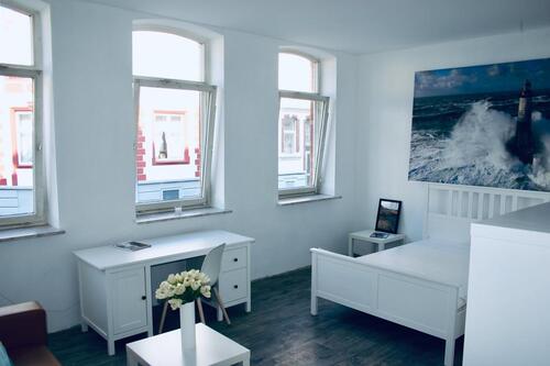 Foto - Schöne helle WG Zimmer Studentenzimmer Hameln Klütviertel