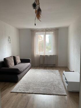 Foto - Schönes Zimmer in Heller Wohnung - nur für Frauen (ohne Anmeldung