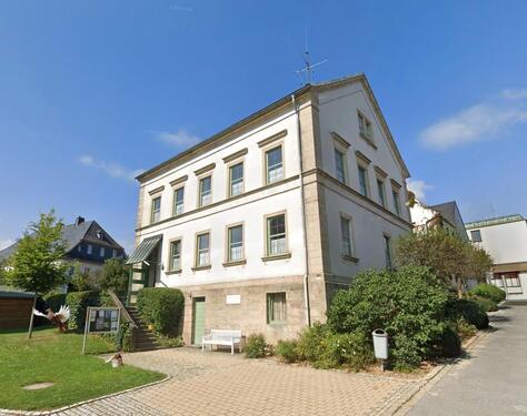 Foto - Helle 4-Zimmer-Dachgeschosswohnung im Herzen von Bad Steben