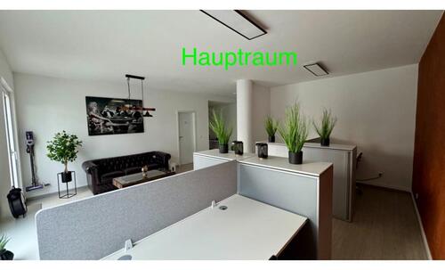 Foto - Schreibtischplätze im Co-Working Space Viktoriastraße Saarbrücken