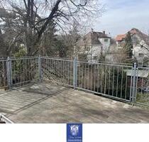 Charmante Dachgeschosswohnung mit großer Dachterrasse in Meißen!