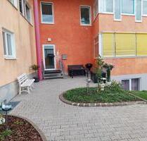Wohnung Helle 3,5- Zimmer Wohnung + kleiner Wintergarten im WZ - Königsbrunn