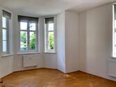 Foto - Helle 2ZKB-Wohnung neben Paulinenpark mit Balkon+ Stellplatz inkl