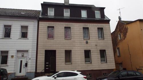 Foto - 2-Zimmer , Küche , Bad mit eventueller GArtennutzung