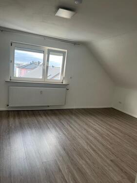 Foto - Dachgeschosswohnung - 850,00&nbsp;EUR Kaltmiete, ca.&nbsp; 67,00&nbsp;m&sup2;