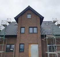 Neubau - Moderne 3-Zimmer-Dachgeschosswohnung mit Loggia - Straelen