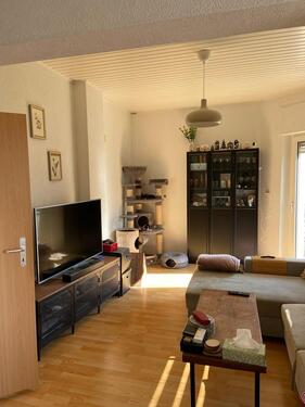 Foto - Zentral gelegene Wohnung an Studentenpaar ab 01. April in Gießen zu vermieten!