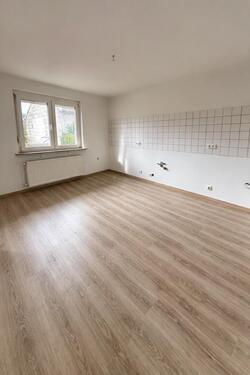 Foto - Helle 2-ZKB Wohnung mit Garten in Saarbrücken Nähe Caritas Klinik