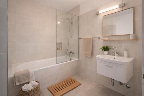Foto - Lichtdurchflutete 4-Zi-Wohnung - 239.000,00&nbsp;EUR Kaufpreis, ca.&nbsp; 90,00&nbsp;m&sup2;