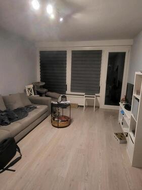 Foto - Helle 3-Zimmer Wohnung zum 16.01.2025 Duisburg Süd