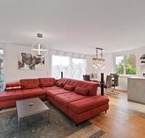 Große neuwertige Doppelhaushälfte. - Hattenhofen