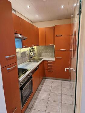 Foto - Großzügige 1-Zimmer-Wohnung, frisch und umfangreich renoviert