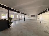 Foto - Premium-Garage in 82054 Sauerlach (Stellpl. Pit B)