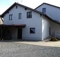 Moderne einzugsbereite 3-Zimmer Wohnung in Mötzing zu vermieten