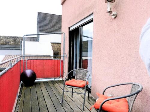 Foto - **Maisonette-Juwel mit sonnigem Balkon in ruhiger Lage**