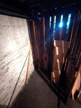 Foto - Kellerabteil - Lagerraum - Lager - Keller