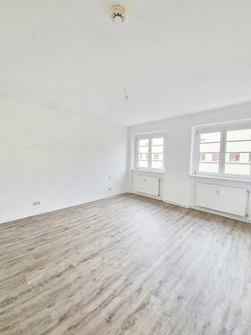 Foto - 2.5 Zimmer Etagenwohnung zur Miete in Magdeburg