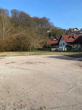 Foto - Stellplätze für Wohnmobile, Anhänger & Boote