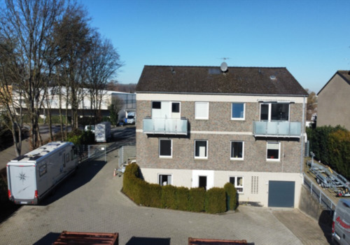 Foto - Mehrfamilienhaus mit Büroeinheit in MG-Wickrath zu verkaufen