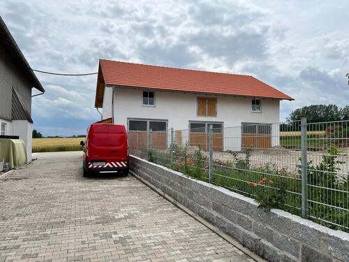 Foto - Wohnmobil Wohnwagen Parkplatz Stellplatz abgesperrte Freifläche