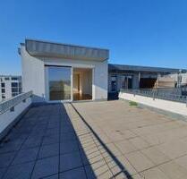 3 Zimmerwohnung mit riesigem Freibereich ganz oben - Ostfildern