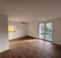 Zentrale 3-Zi.-Wohnung mit Balkon, Gartennutzung und Stellplatz - Itzehoe