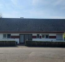 Einfamilienhaus mit sep. Wohnung, Garten und Sonnenterrasse - Reinheim